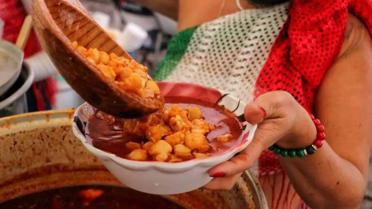 POZOLE DE FERNANDO MALDONADO EL SOL DE MORELIA